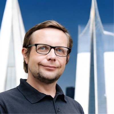 Dr. Christian C. Gruber